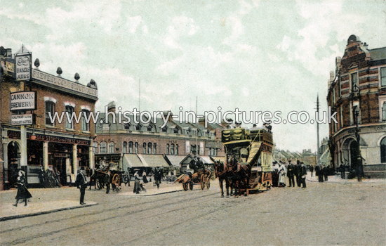 The Bakers Arms, Lea Bridge Road, Leyton, London. c.1906